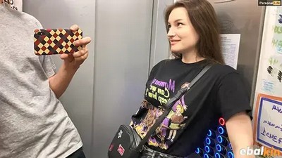 Три свежие писюхи обсквиртовались на хуище Джека