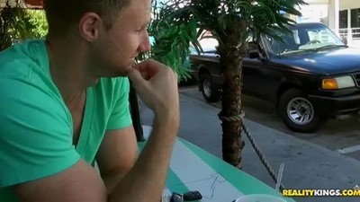 А ты трахал хоть раз сводную сестрёнку?!