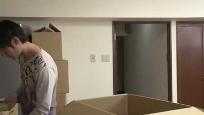 Красава заставил кузину и соседку сосать у бассейна