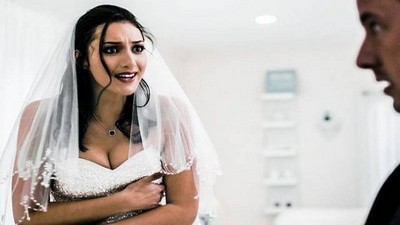 Инцест, Мамки, Шатенки, Измена, Анал, Большие сиськи, В спальне, Жена изменяет мужу, Кончил на лицо, Невеста, Палец в жопе, С матерью, С сыном,